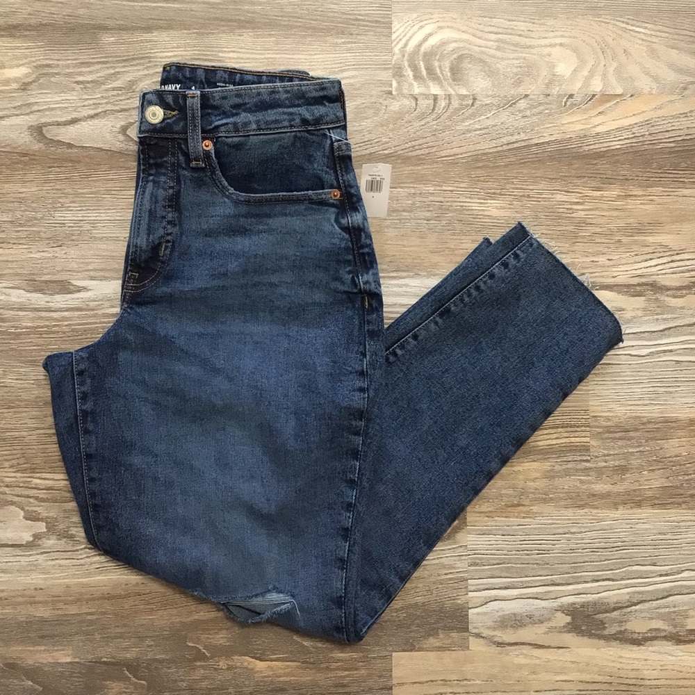 Old Navy High Rise Curvy OG Straight Secret Slim Pockets Distressed Jeans 4 NWT